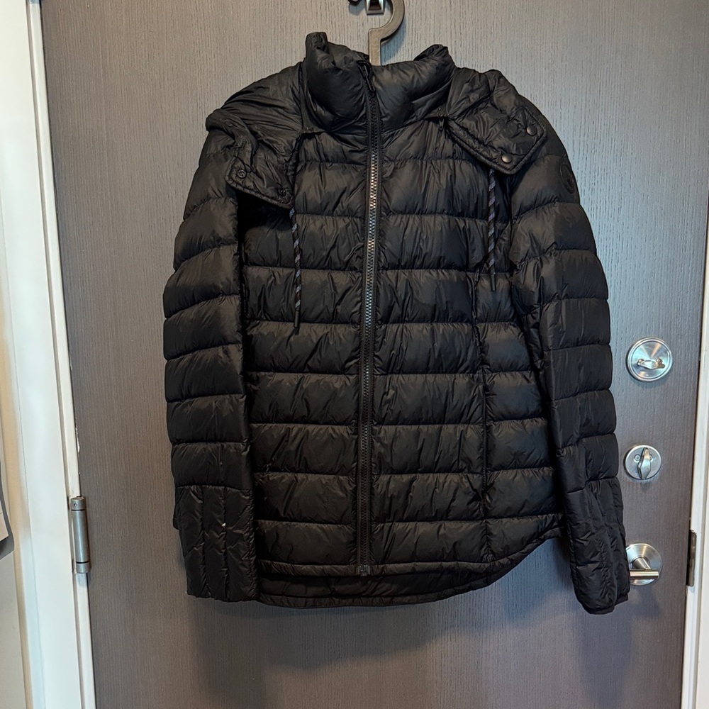 Lole Women's Quilted Black Puffer Jacket